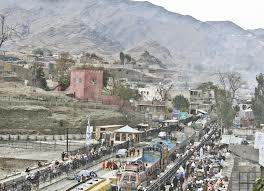 Torkham Gate: confine afghano-pakistano