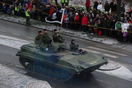 L'IFV di produzione russa BMP-2, qui nei colori dell'esercito finlandese