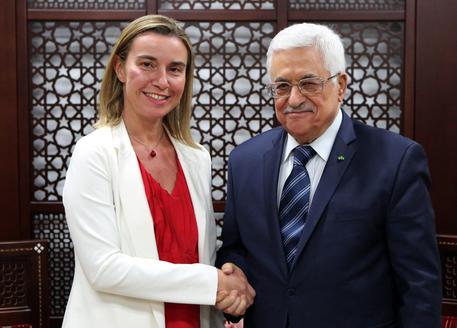 Federica Mogherini, nuova "Lady PESC", con Abu Mazen