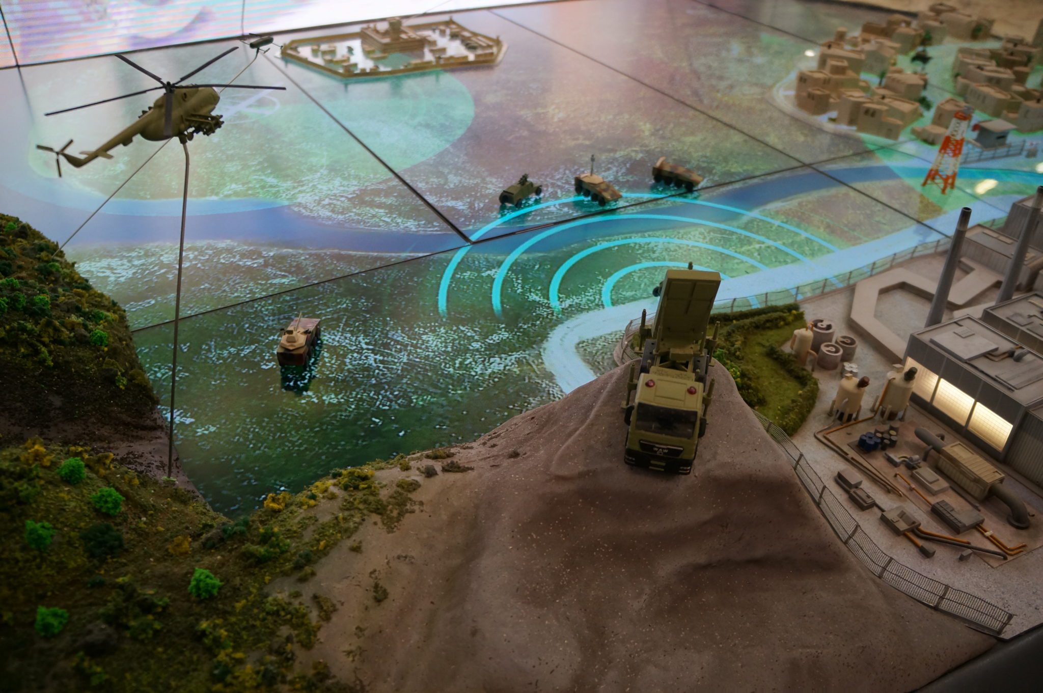 Fig.2 - Uno scorcio di un moderno campo di battaglia rappresentato su plastico interattivo