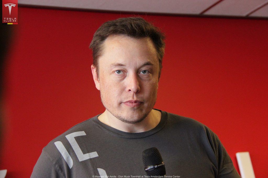 Nello spazio con Elon Musk