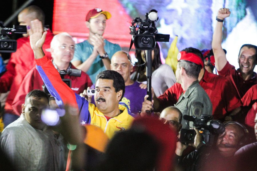 Venezuela, Maduro aggancia il bolivar allo yuan
