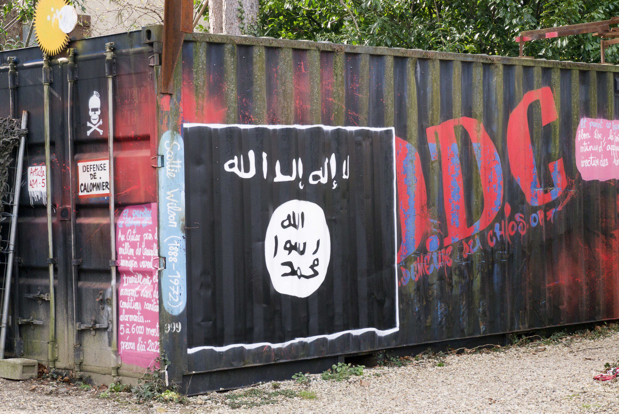 Scontri e contrasti tra al-Qā’ida e lo Stato Islamico