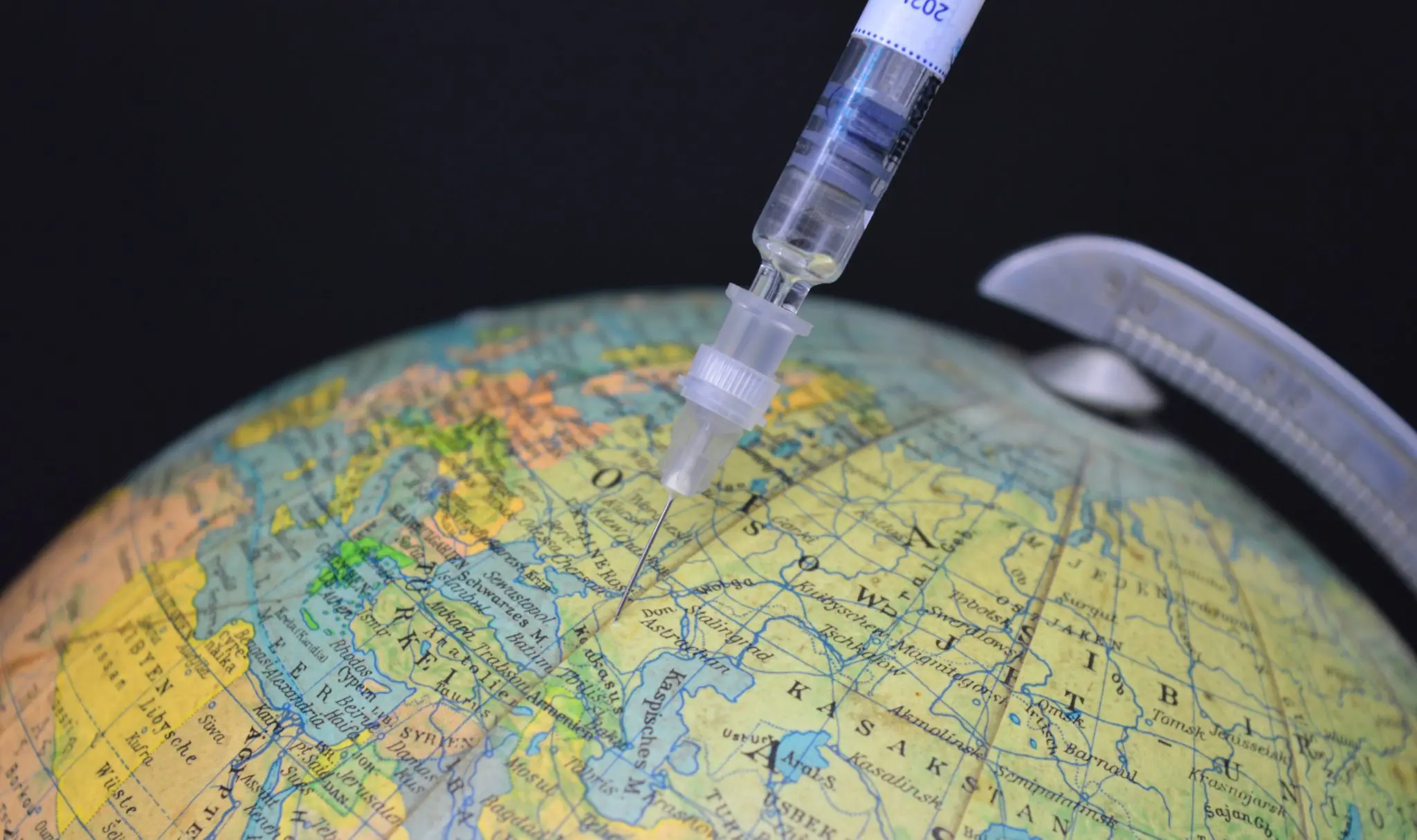 I vaccini come strategia politica: il caso dell’Europa dell’Est