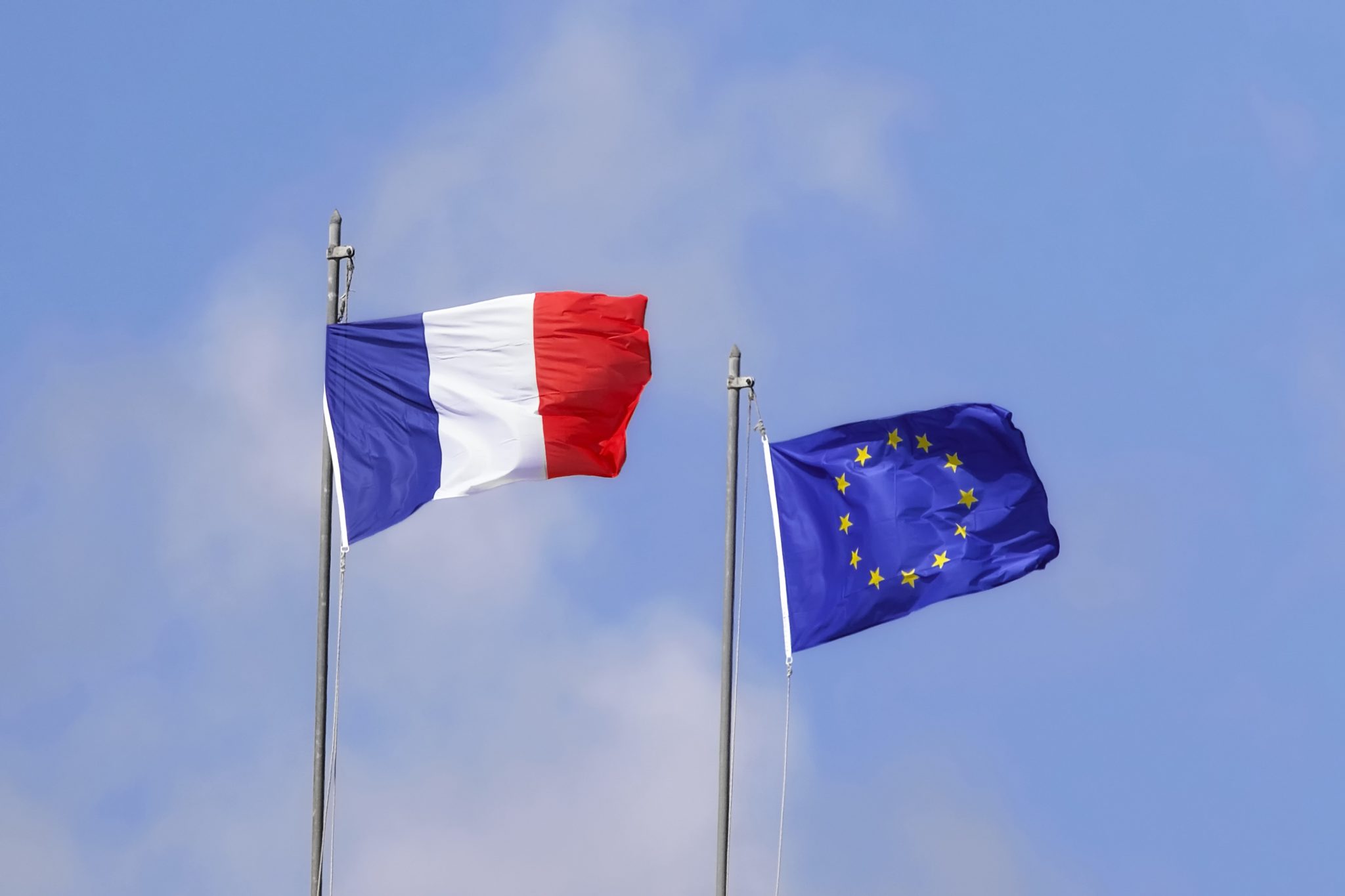 bandiere Francia ed Unione Europea