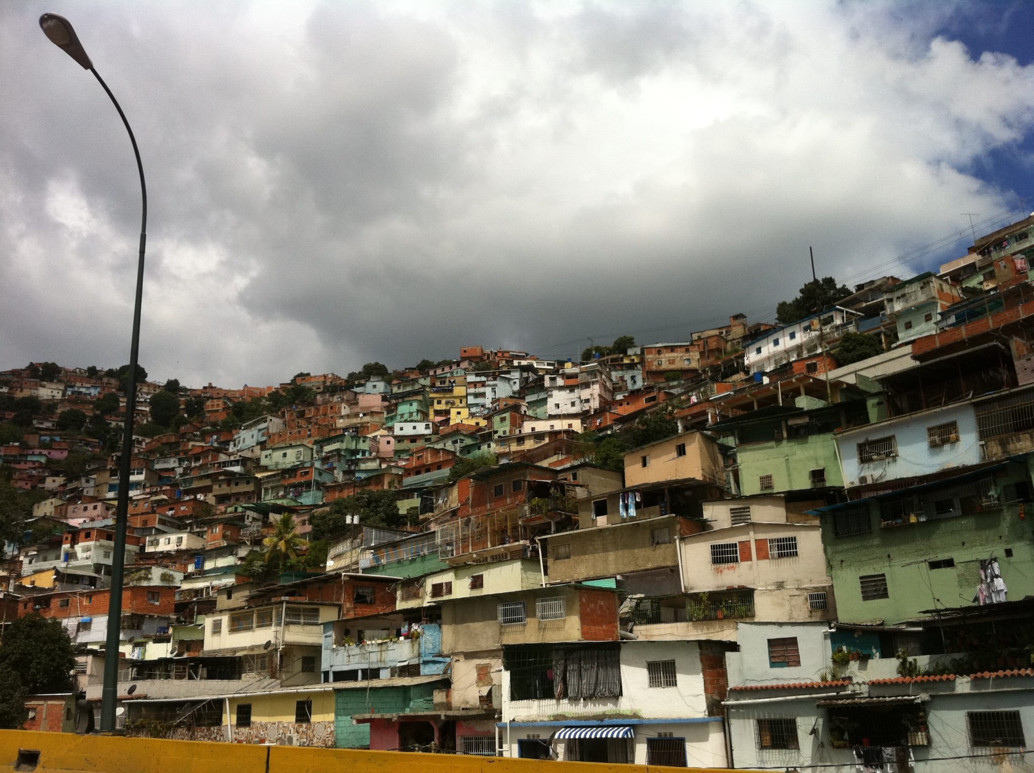 La banda del Coqui: come la mafia di Caracas ha conquistato la frontiera colombiana