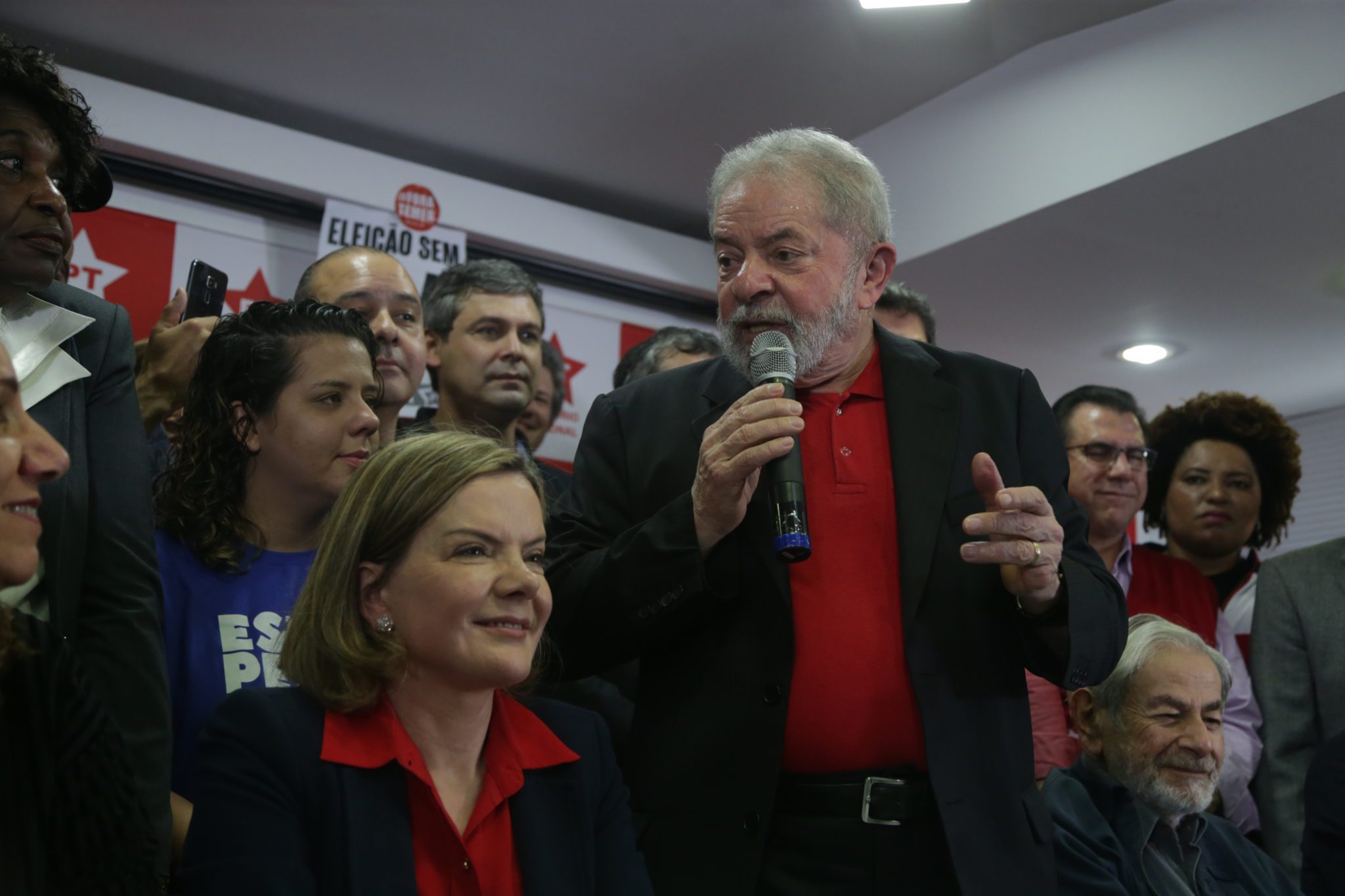 Elezioni Brasile, Lula anticipa l’annuncio della discesa in campo