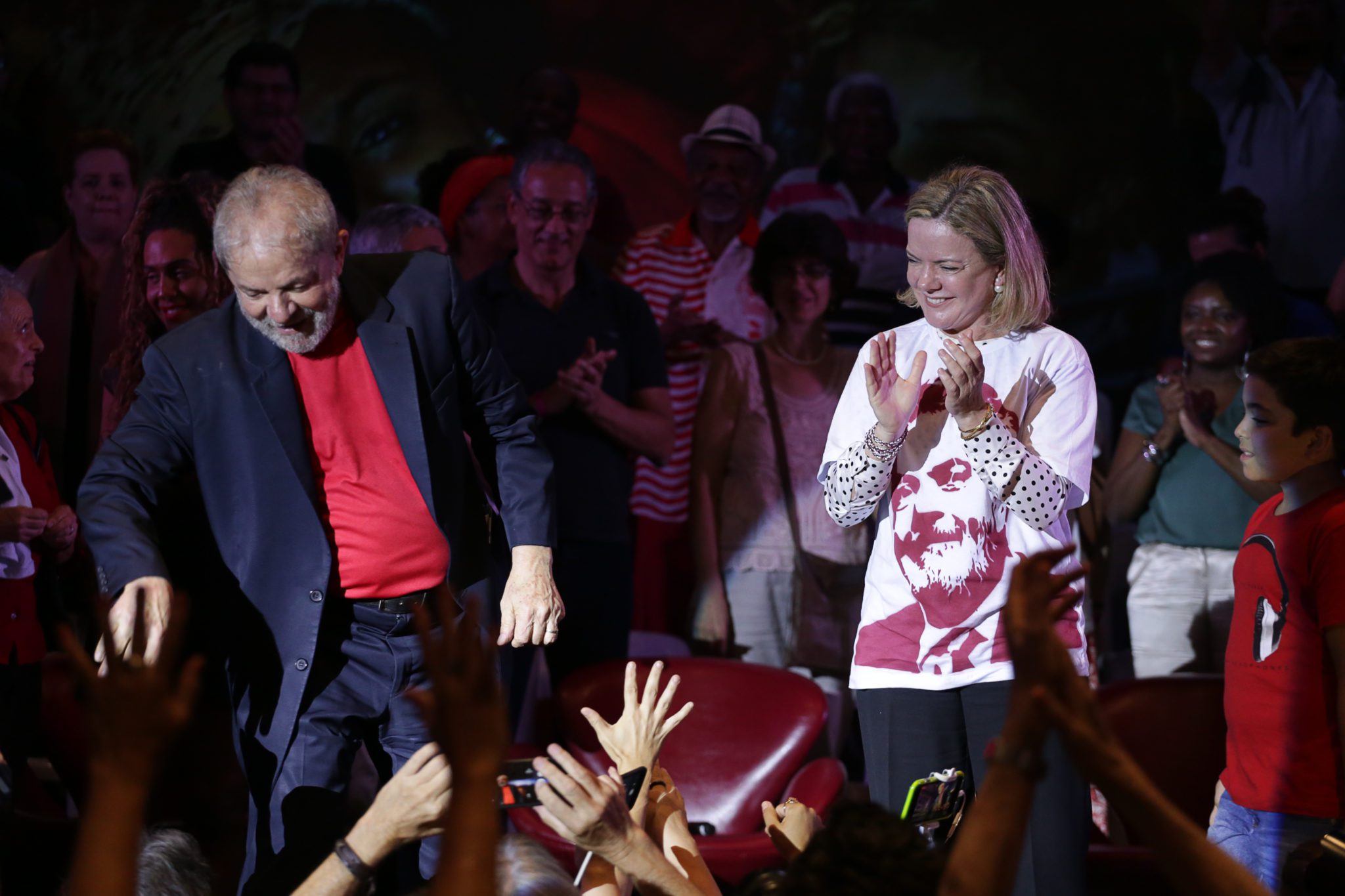 Lula vince, ma non basta: andrà al ballottaggio contro Bolsonaro