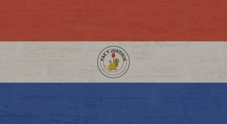 Paraguay, Santiago Peña del “Partido Colorado” è il nuovo Presidente