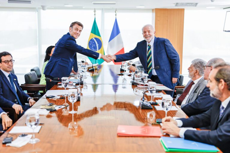 Emmanuel Macron boccia l’accordo UE-Mercosur