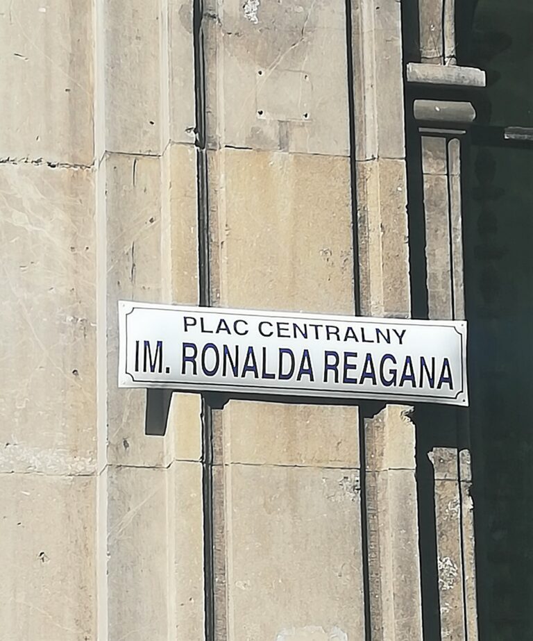 Sfida alla Russia: le politiche di decomunistizzazione in Polonia e Ucraina