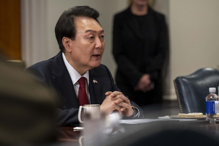 Corea del Sud in stallo: tra impeachment e minacce dal Nord