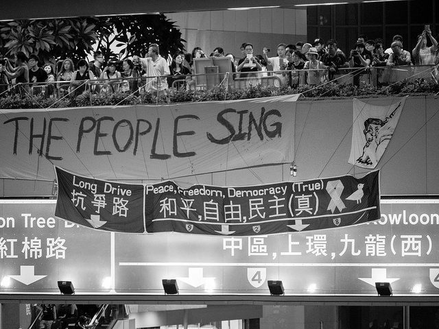 https://www.flickr.com/photos/willy_auyeung/15230805097/in/pool-51035577168@N01