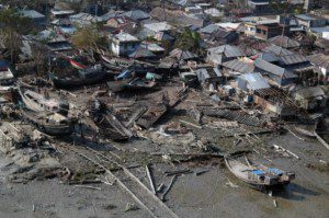 Porto devastato dal ciclone Sidr nel 2007